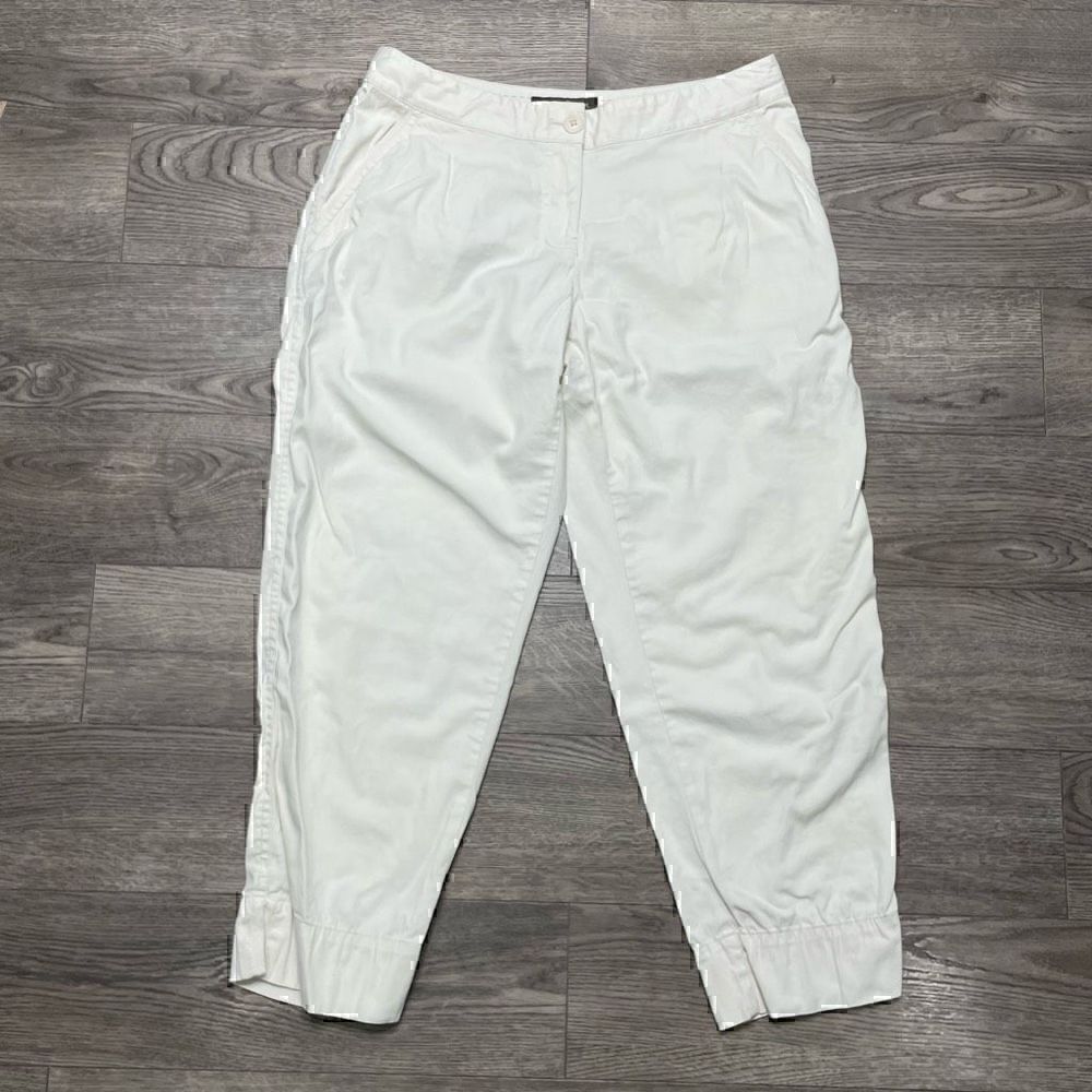 Tommy Bahama Capri Pants Womens Size 2 Beige Ellery Fit